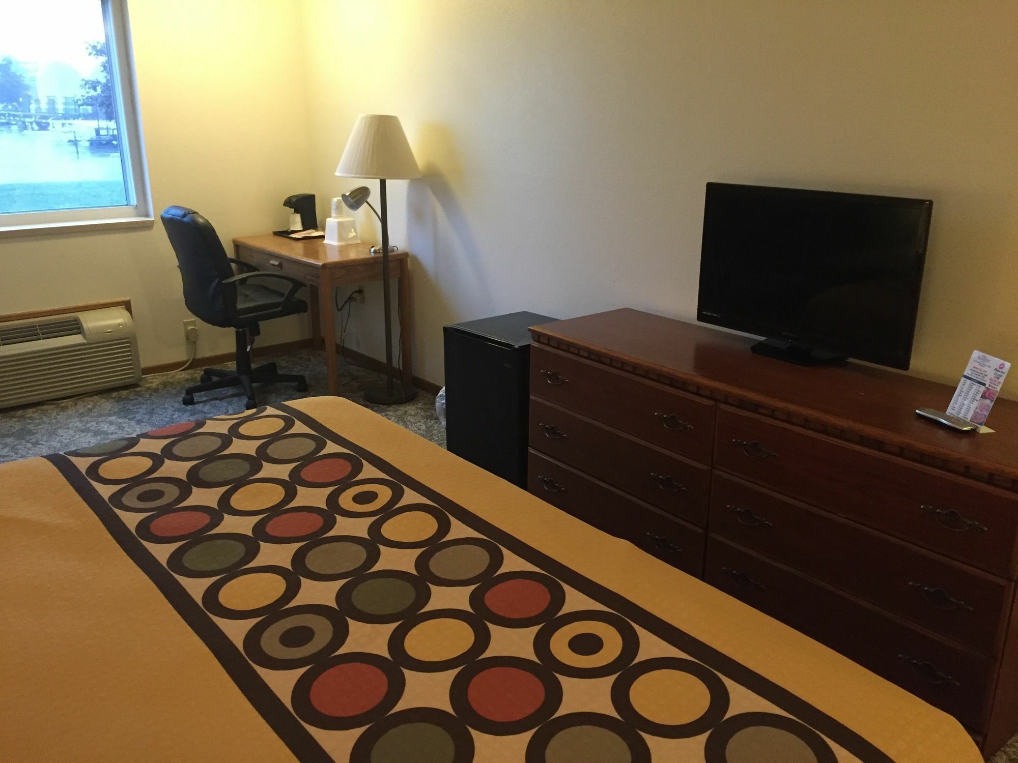 ซูเปอร์ 8 บาย วินด์แฮม เอสคานาบา Hotel ภายนอก รูปภาพ
